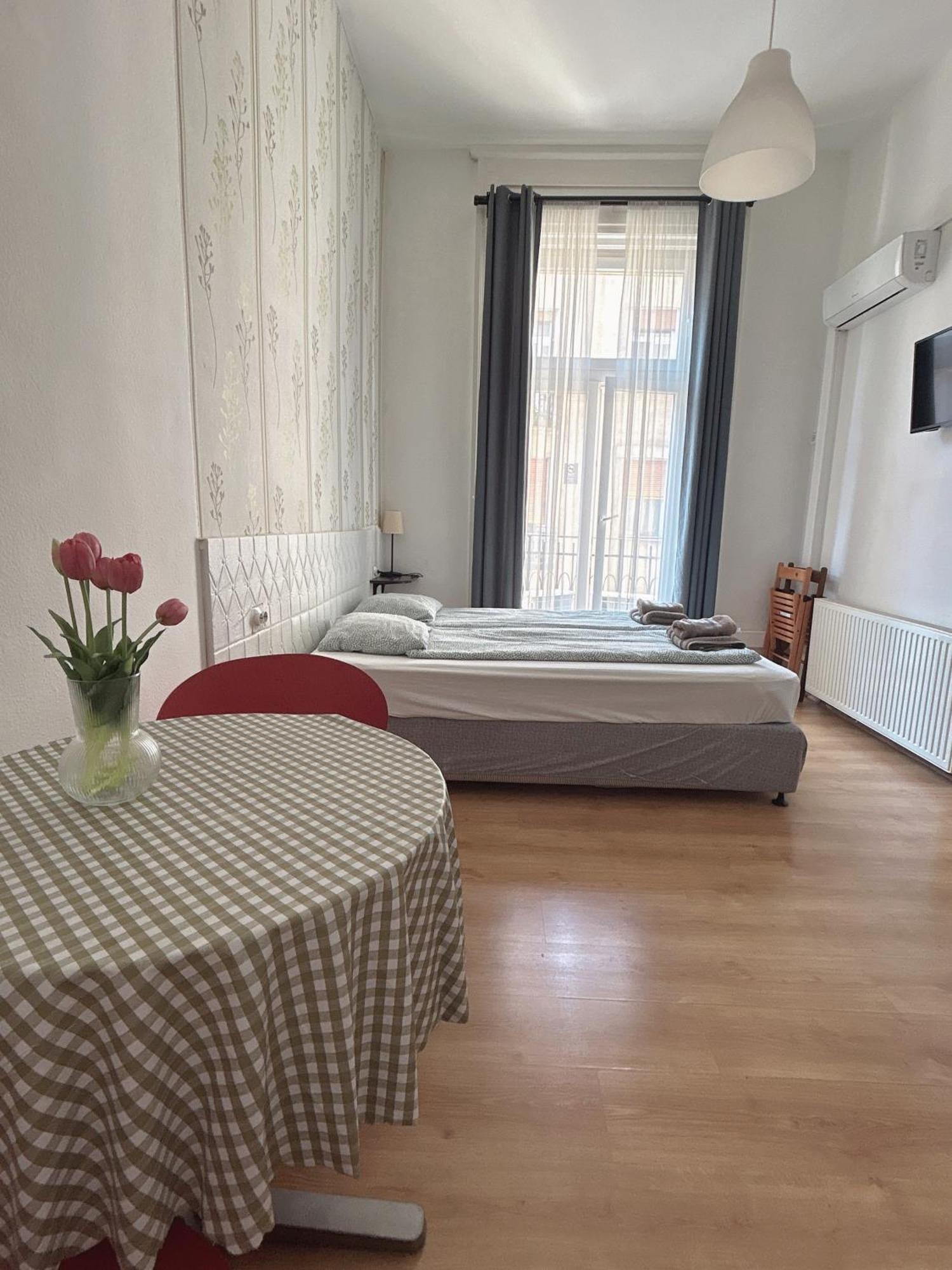 11# Sunflower Cozy Apartment Budapeşte Dış mekan fotoğraf